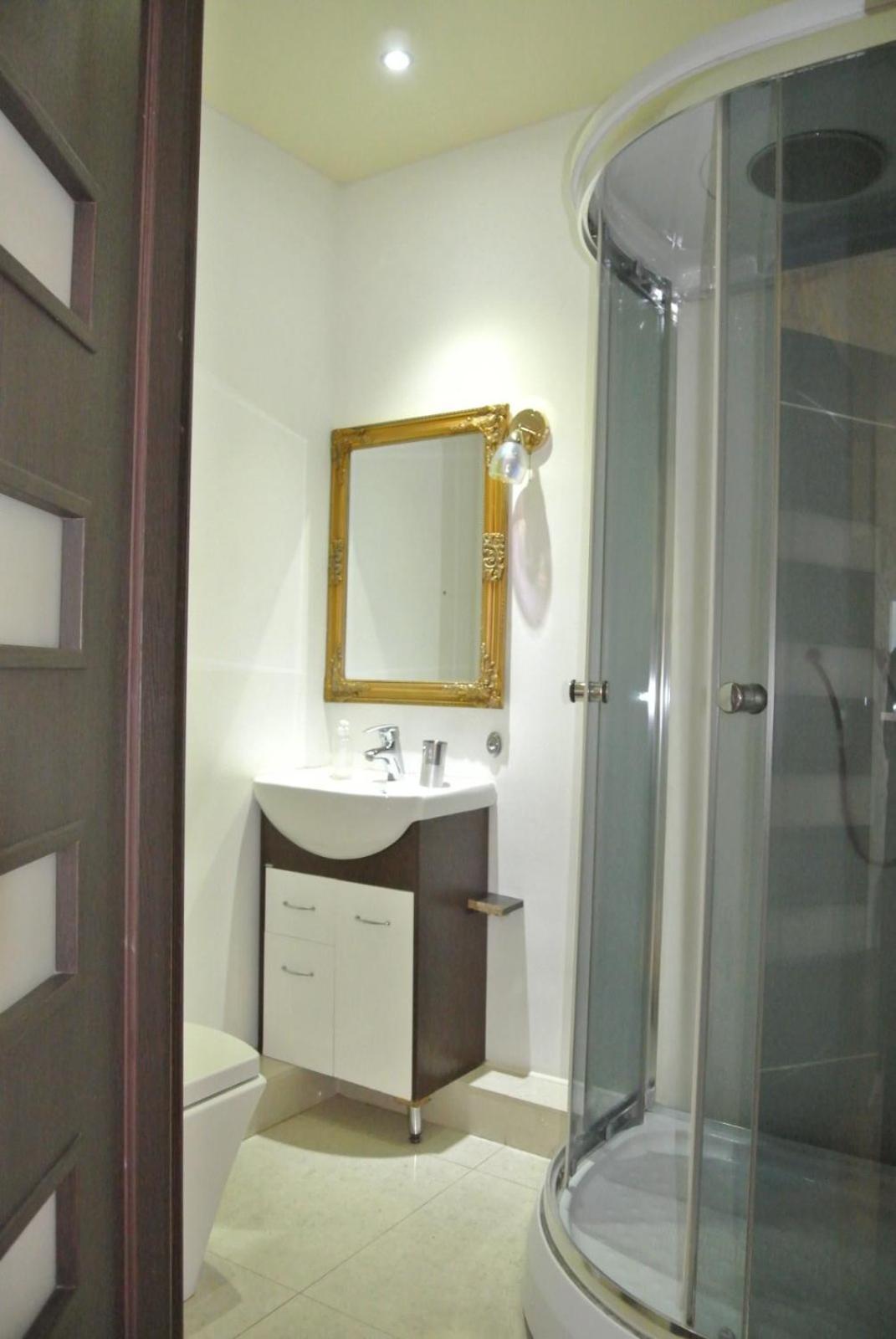Panoramic View Apartment Poznyaky Kiev Exterior foto