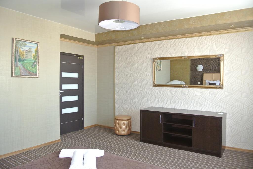 Panoramic View Apartment Poznyaky Kiev Exterior foto